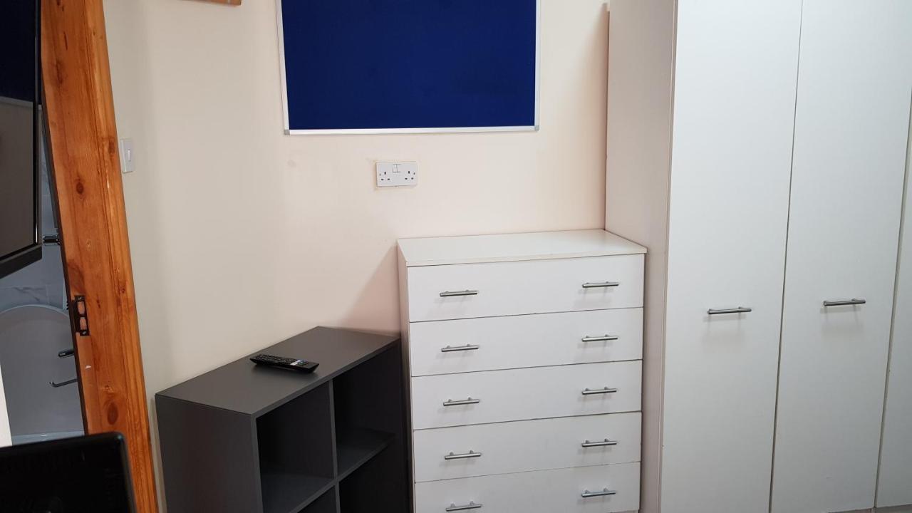 Double Ensuite Rooms Near City Centre 버밍엄 외부 사진