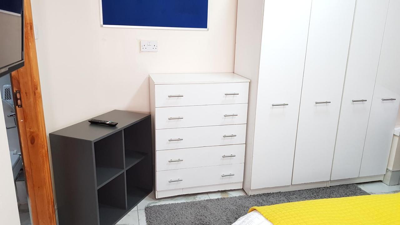 Double Ensuite Rooms Near City Centre 버밍엄 외부 사진