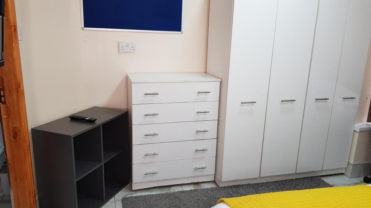 Double Ensuite Rooms Near City Centre 버밍엄 외부 사진