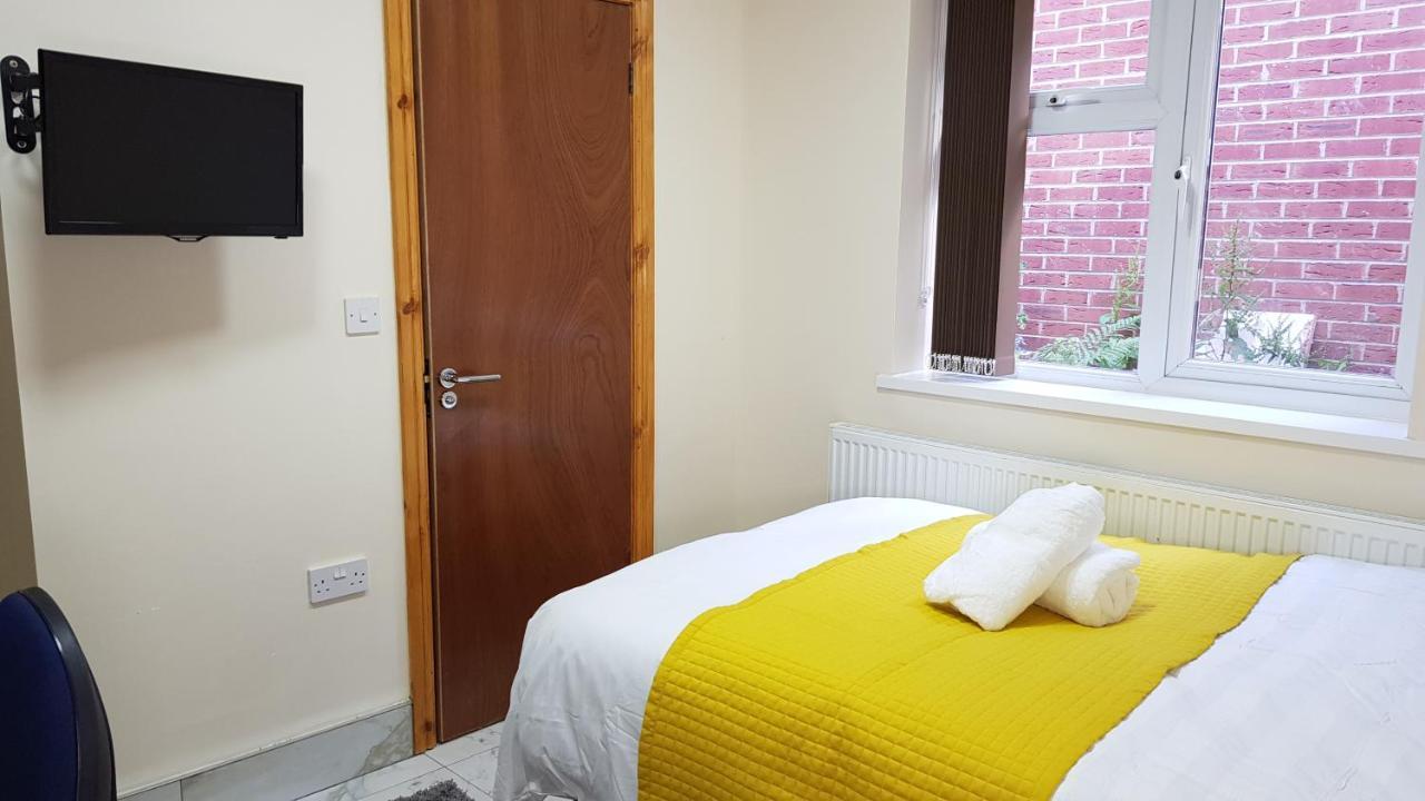 Double Ensuite Rooms Near City Centre 버밍엄 외부 사진