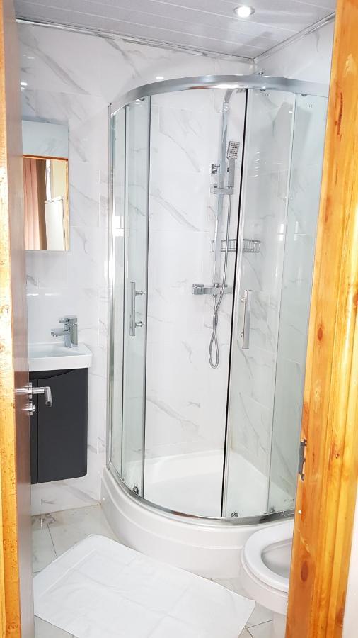 Double Ensuite Rooms Near City Centre 버밍엄 외부 사진