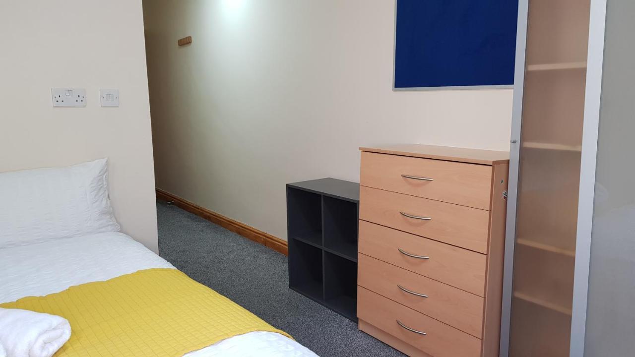 Double Ensuite Rooms Near City Centre 버밍엄 외부 사진